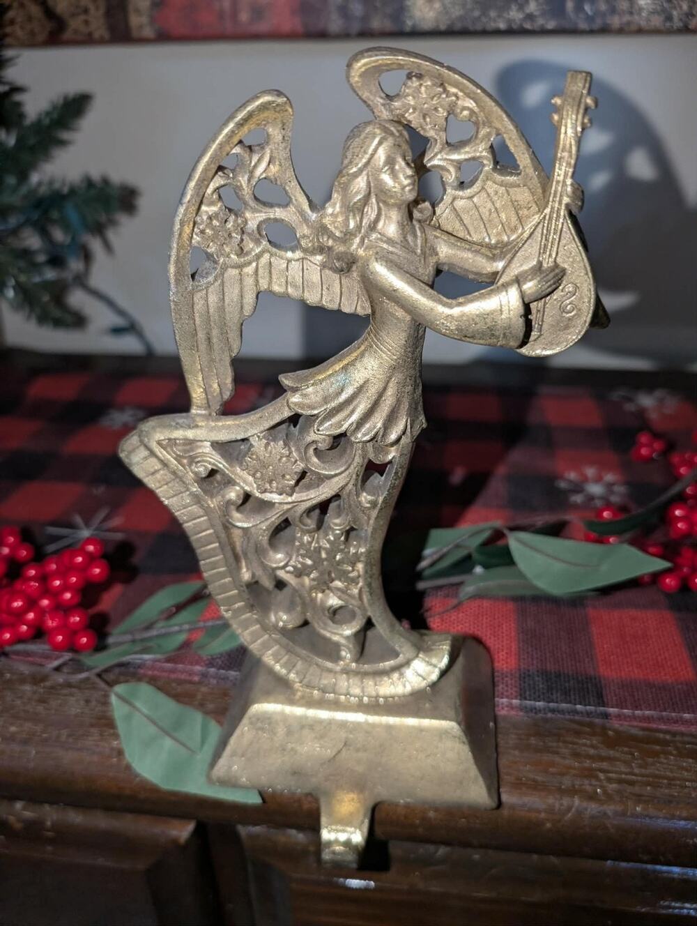 NEW Raz Imports 8" Gold Tone Resin Angel Christmas Stocking Holder Holiday Decor